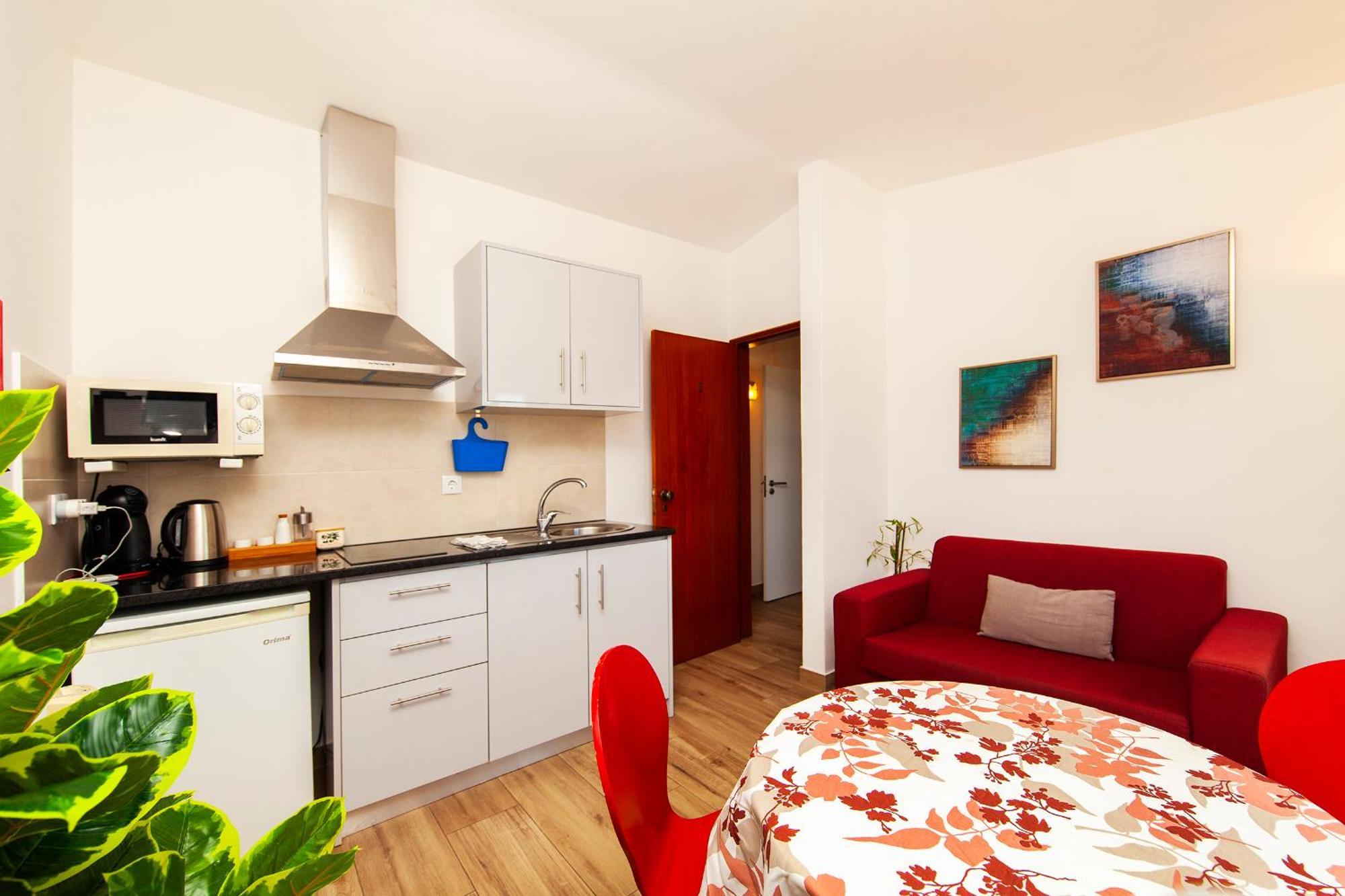 A38 - Rising Sun Top-Floor Flat ラゴス エクステリア 写真