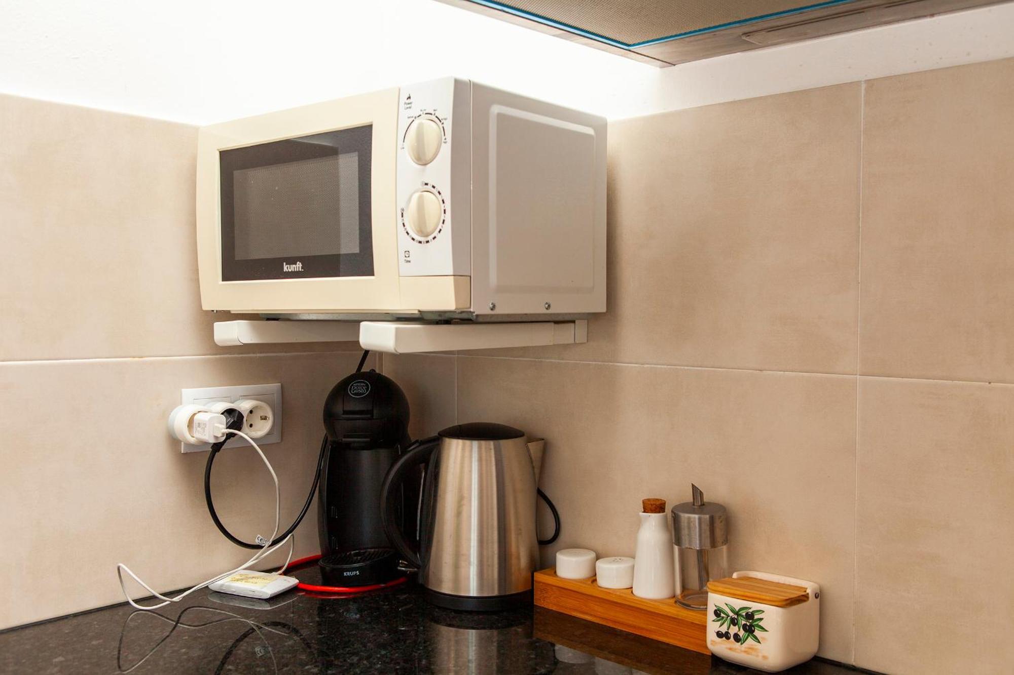 A38 - Rising Sun Top-Floor Flat ラゴス エクステリア 写真