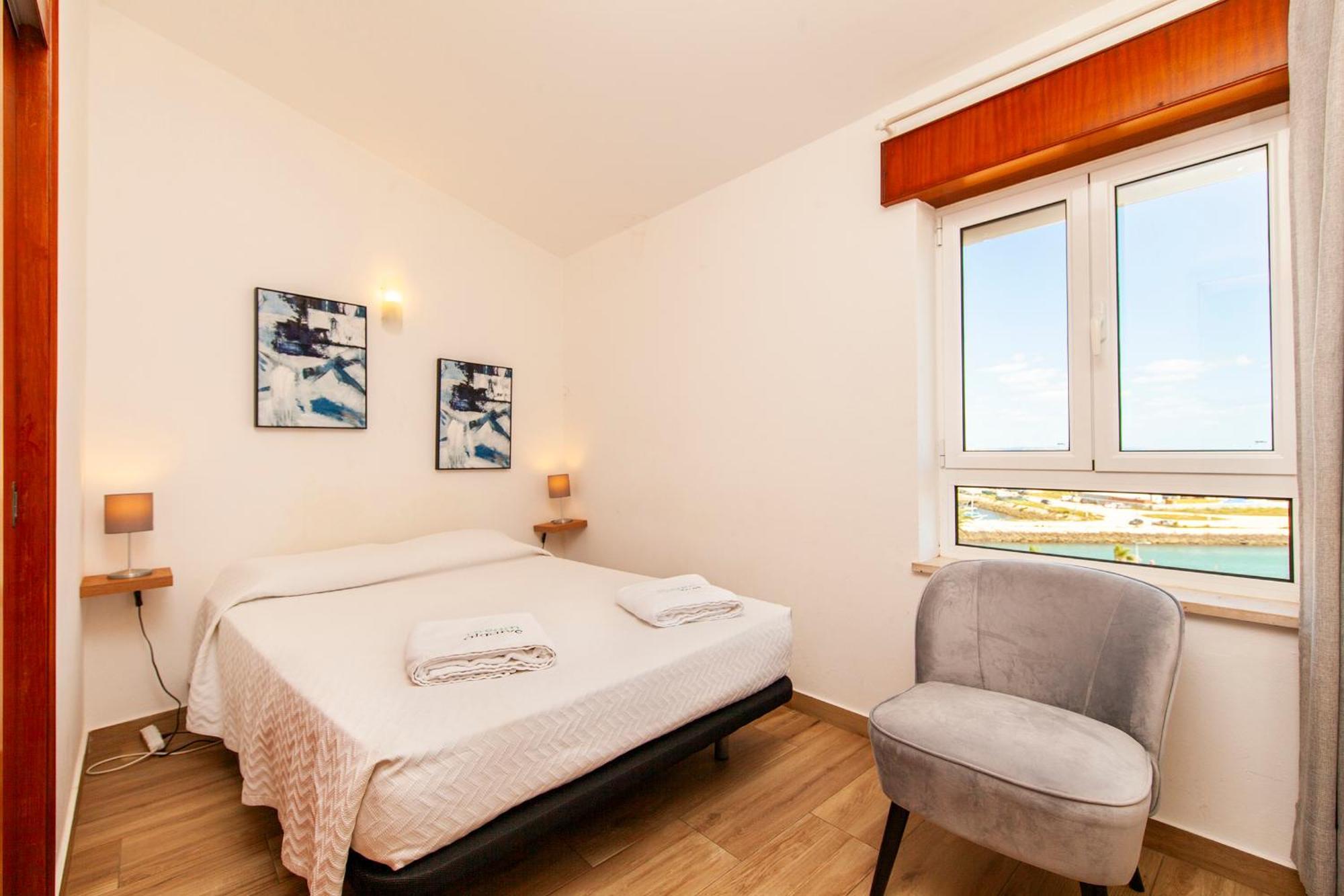 A38 - Rising Sun Top-Floor Flat ラゴス エクステリア 写真
